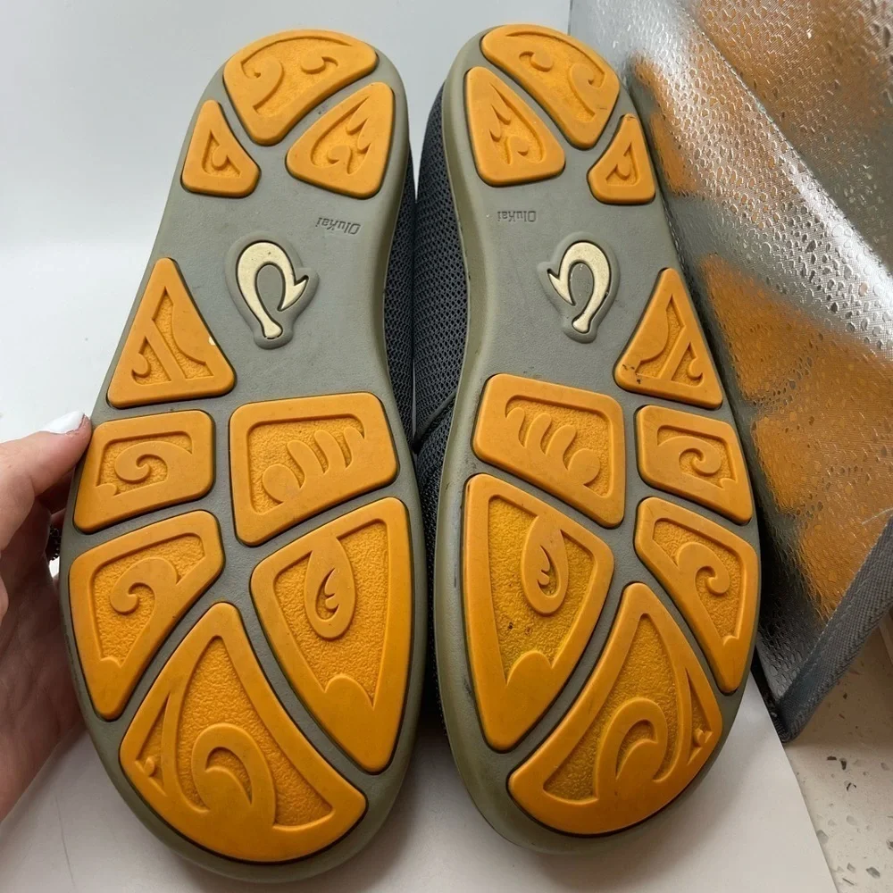 Olukai Nohea gray mesh men’s loafers size 8